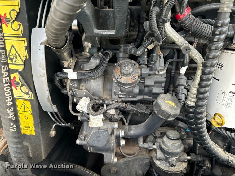 image for item EG6680 2017 Case 221F wheel loader