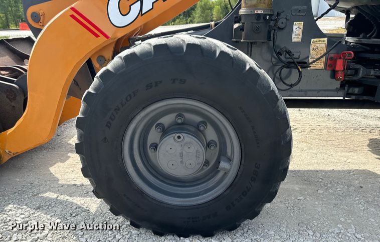 image for item EG6680 2017 Case 221F wheel loader