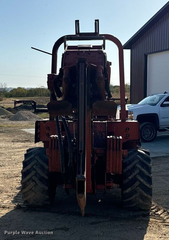 image for item EG6788 2001 Ditch Witch 8020  vibratory cable plow