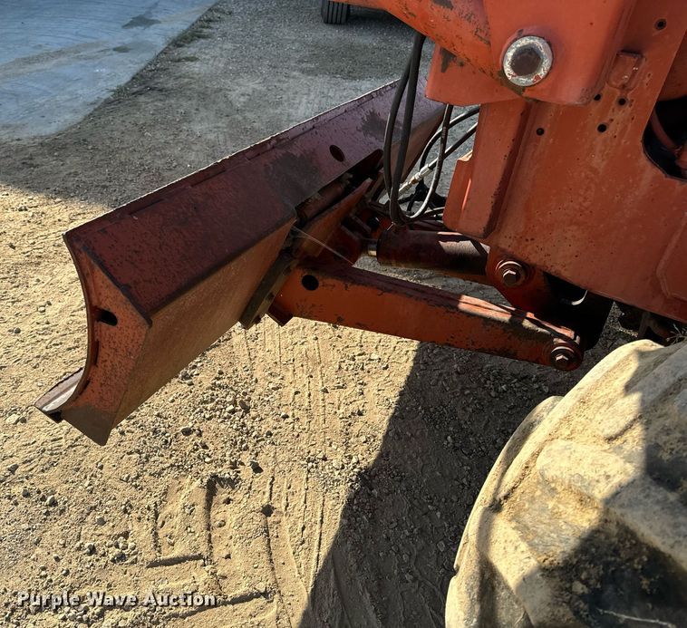 image for item EG6788 2001 Ditch Witch 8020  vibratory cable plow