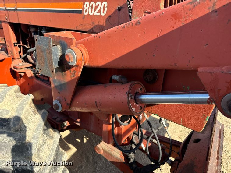 image for item EG6788 2001 Ditch Witch 8020  vibratory cable plow