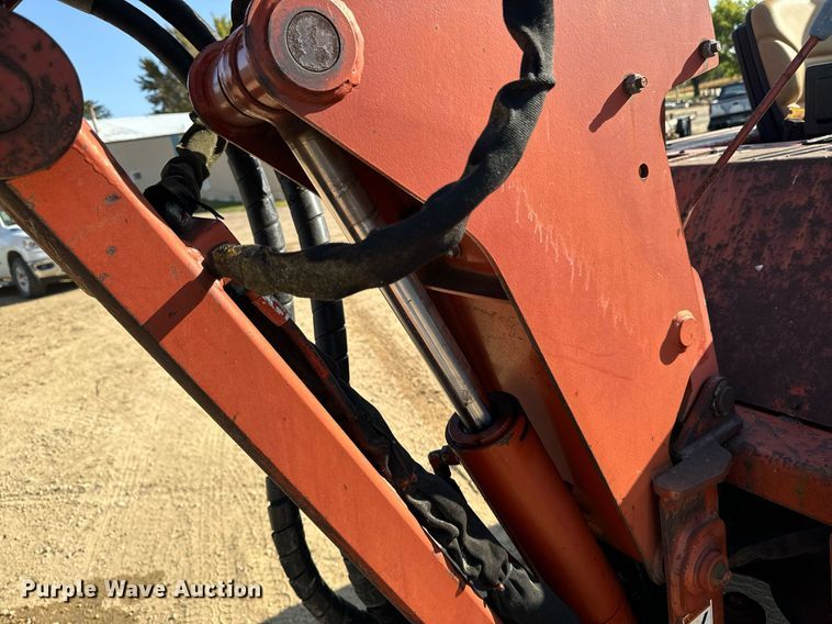 image for item EG6788 2001 Ditch Witch 8020  vibratory cable plow