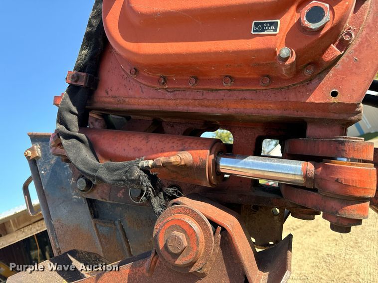 image for item EG6788 2001 Ditch Witch 8020  vibratory cable plow