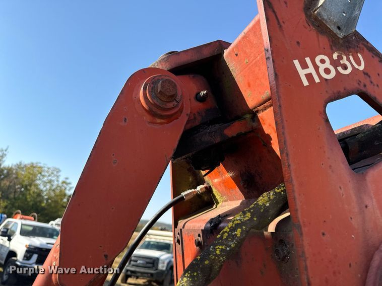 image for item EG6788 2001 Ditch Witch 8020  vibratory cable plow