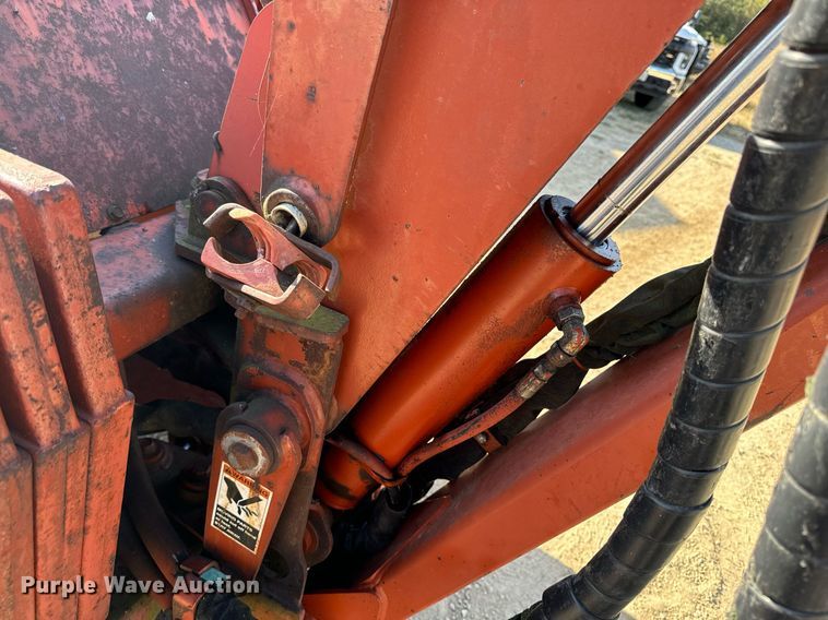 image for item EG6788 2001 Ditch Witch 8020  vibratory cable plow