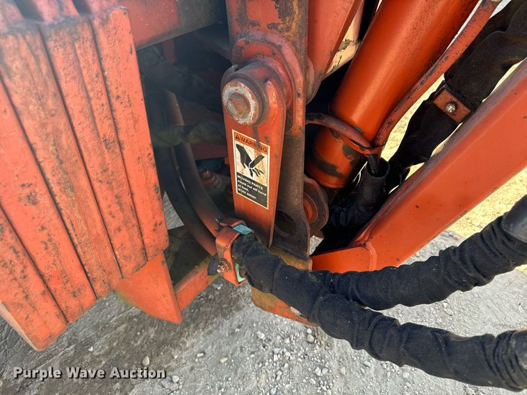 image for item EG6788 2001 Ditch Witch 8020  vibratory cable plow