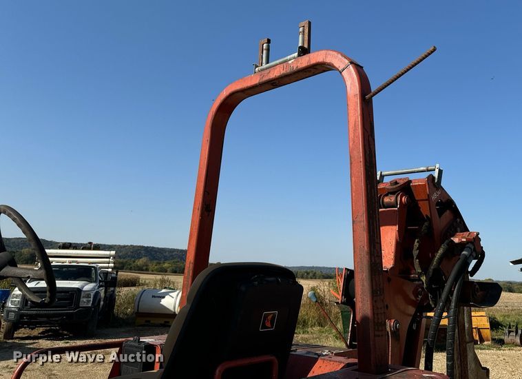 image for item EG6788 2001 Ditch Witch 8020  vibratory cable plow