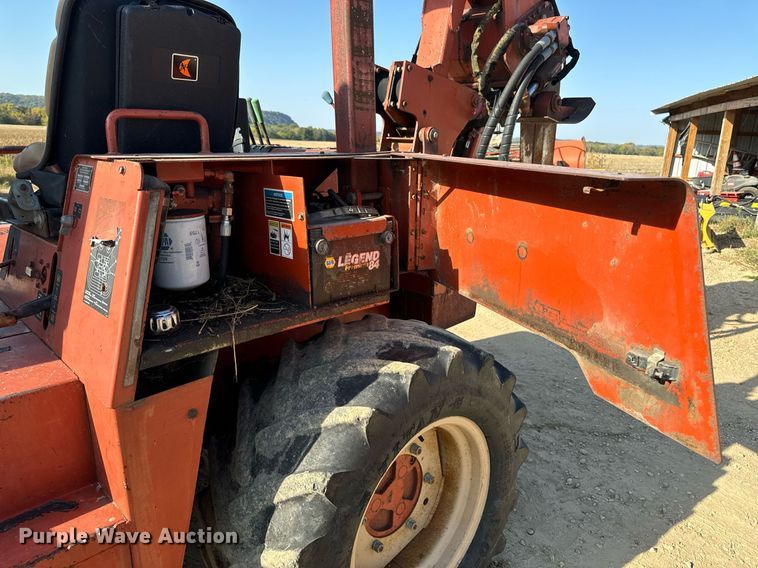 image for item EG6788 2001 Ditch Witch 8020  vibratory cable plow