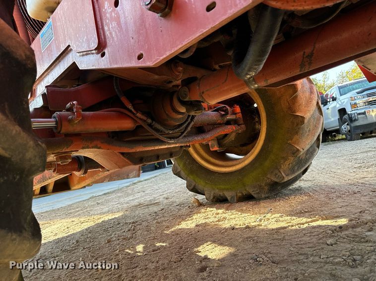 image for item EG6788 2001 Ditch Witch 8020  vibratory cable plow