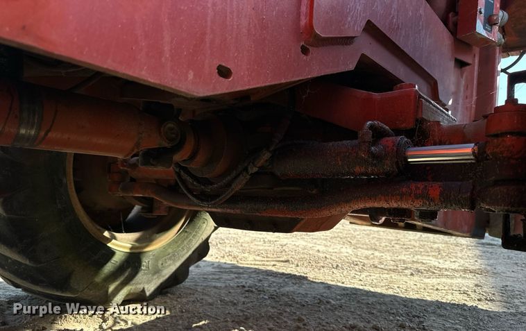 image for item EG6788 2001 Ditch Witch 8020  vibratory cable plow