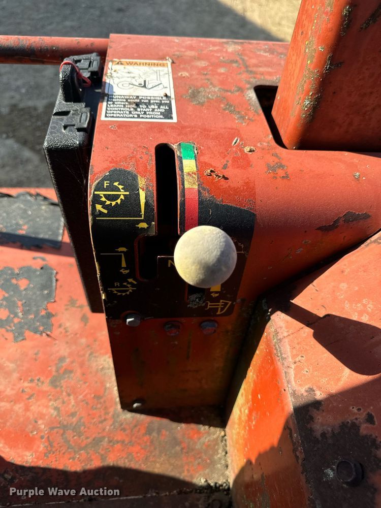 image for item EG6788 2001 Ditch Witch 8020  vibratory cable plow