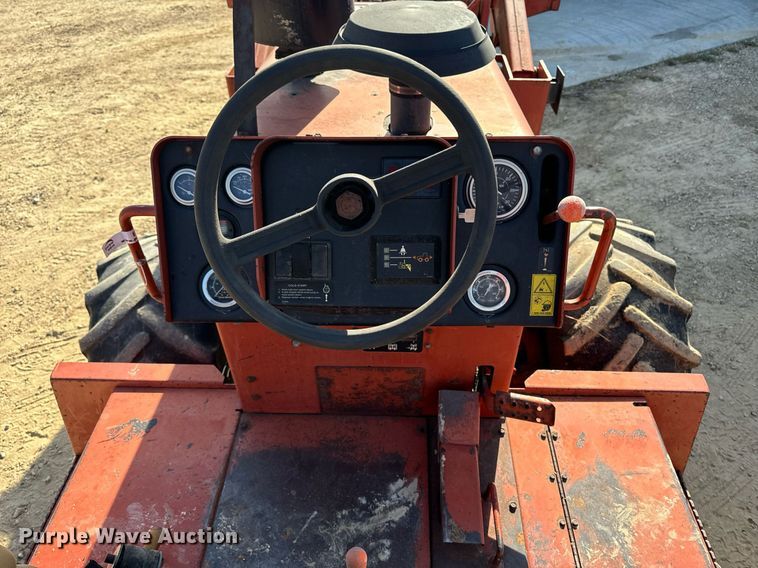 image for item EG6788 2001 Ditch Witch 8020  vibratory cable plow