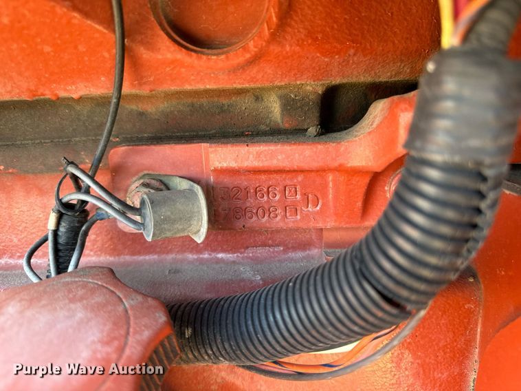 image for item EG6788 2001 Ditch Witch 8020  vibratory cable plow