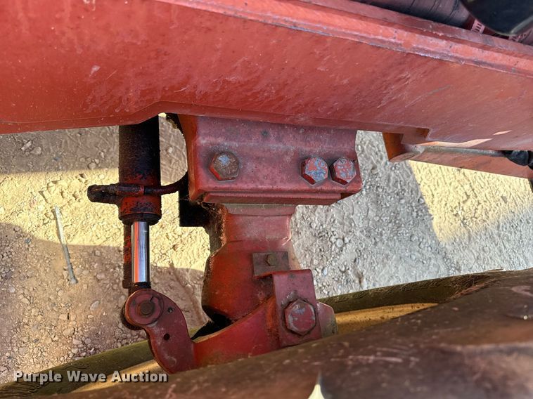 image for item EG6788 2001 Ditch Witch 8020  vibratory cable plow