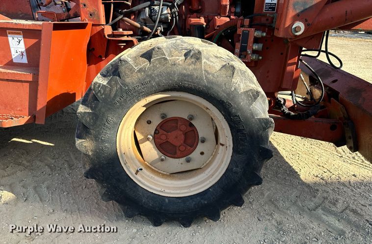 image for item EG6788 2001 Ditch Witch 8020  vibratory cable plow