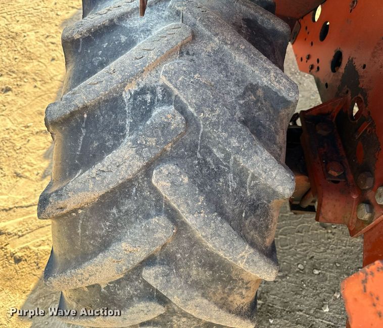 image for item EG6788 2001 Ditch Witch 8020  vibratory cable plow