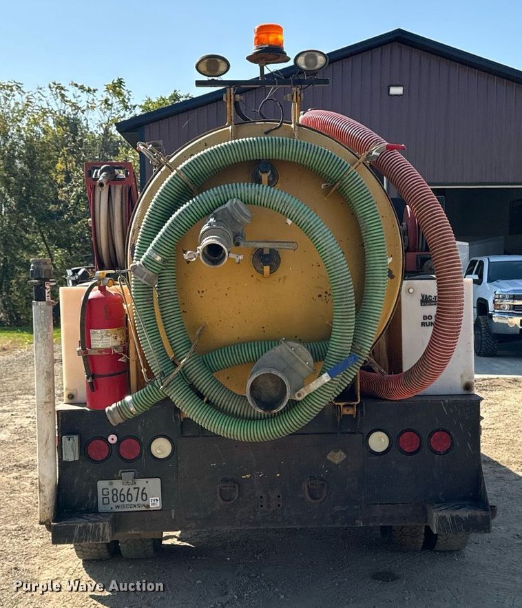 image for item EG6791 2012 Ford F550 Super Duty vacuum truck