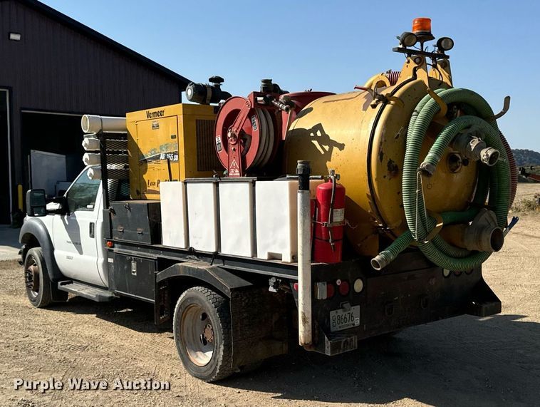 image for item EG6791 2012 Ford F550 Super Duty vacuum truck