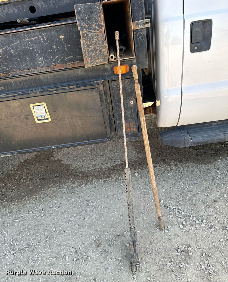 image for item EG6791 2012 Ford F550 Super Duty vacuum truck