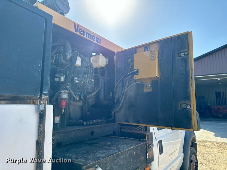 image for item EG6791 2012 Ford F550 Super Duty vacuum truck