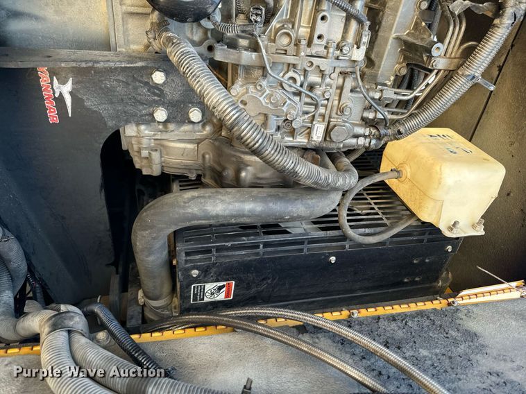 image for item EG6791 2012 Ford F550 Super Duty vacuum truck