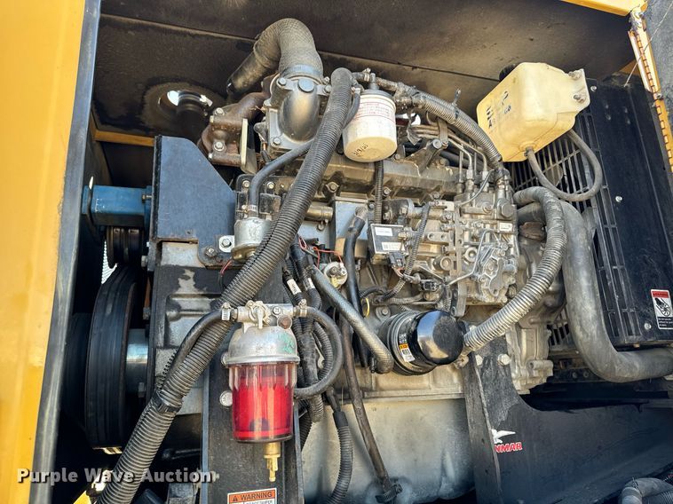 image for item EG6791 2012 Ford F550 Super Duty vacuum truck