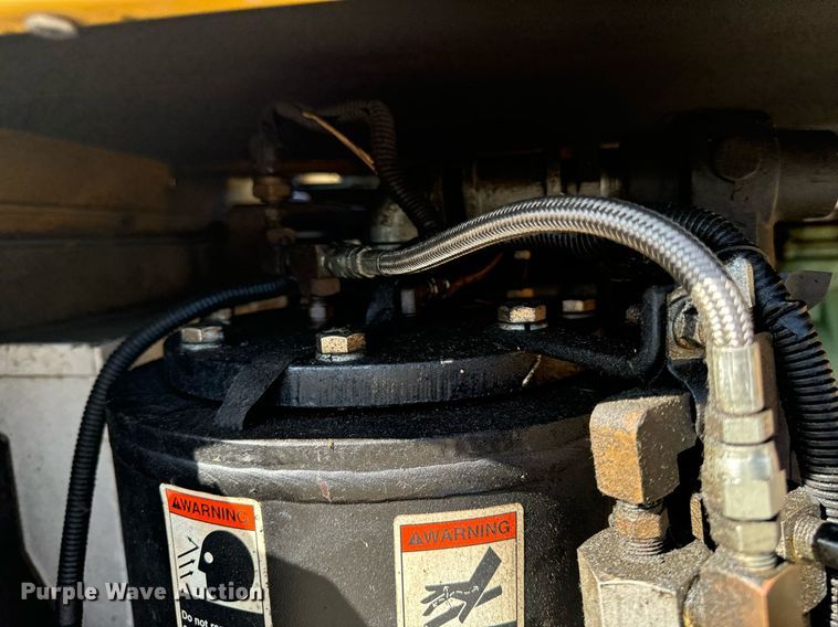 image for item EG6791 2012 Ford F550 Super Duty vacuum truck