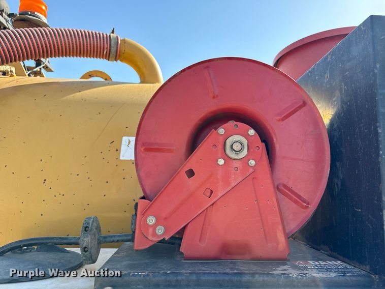 image for item EG6791 2012 Ford F550 Super Duty vacuum truck