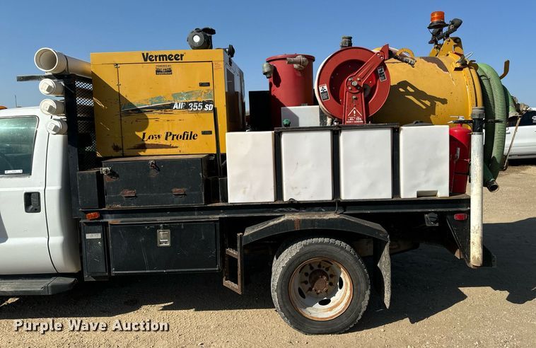 image for item EG6791 2012 Ford F550 Super Duty vacuum truck