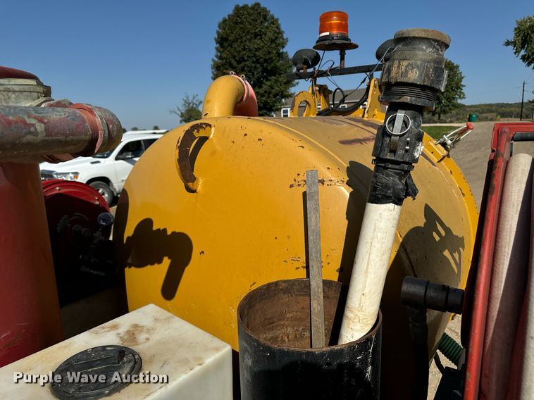 image for item EG6791 2012 Ford F550 Super Duty vacuum truck