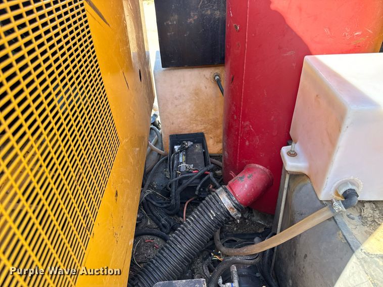 image for item EG6791 2012 Ford F550 Super Duty vacuum truck