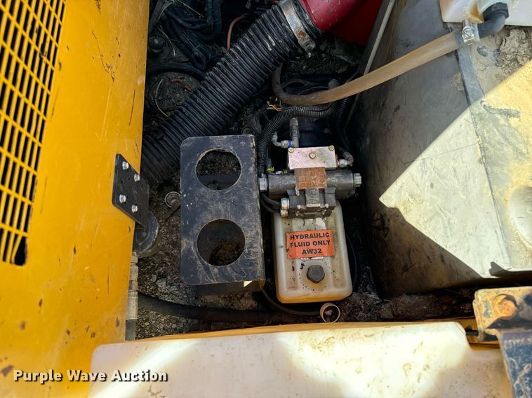 image for item EG6791 2012 Ford F550 Super Duty vacuum truck