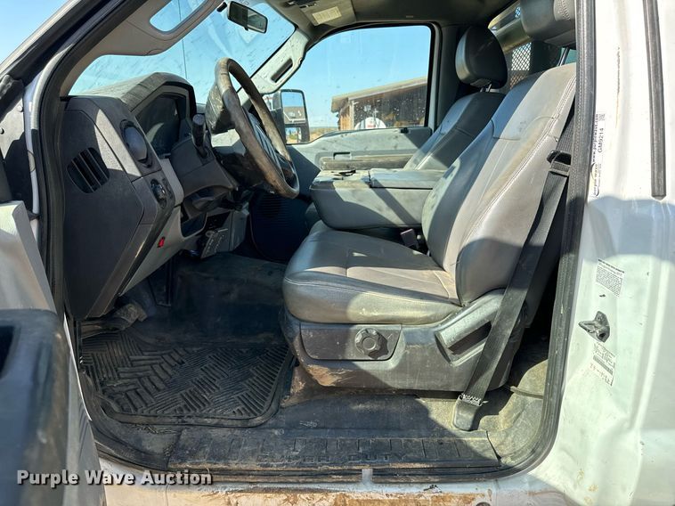 image for item EG6791 2012 Ford F550 Super Duty vacuum truck