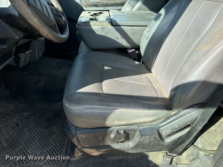 image for item EG6791 2012 Ford F550 Super Duty vacuum truck