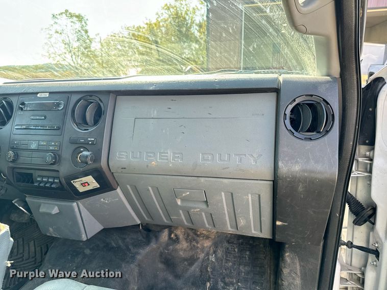 image for item EG6791 2012 Ford F550 Super Duty vacuum truck