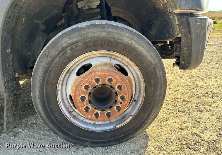 image for item EG6791 2012 Ford F550 Super Duty vacuum truck