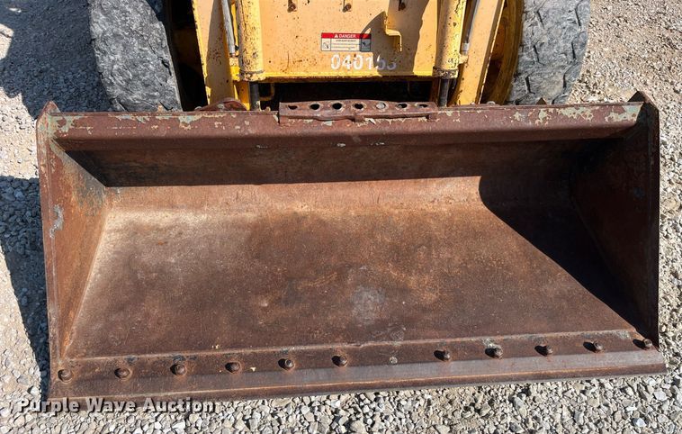 image for item EH2839 Gehl 4840 skid steer loader