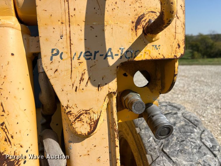 image for item EH2839 Gehl 4840 skid steer loader