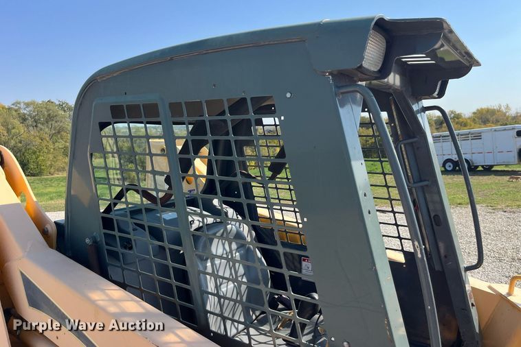 image for item EH2839 Gehl 4840 skid steer loader