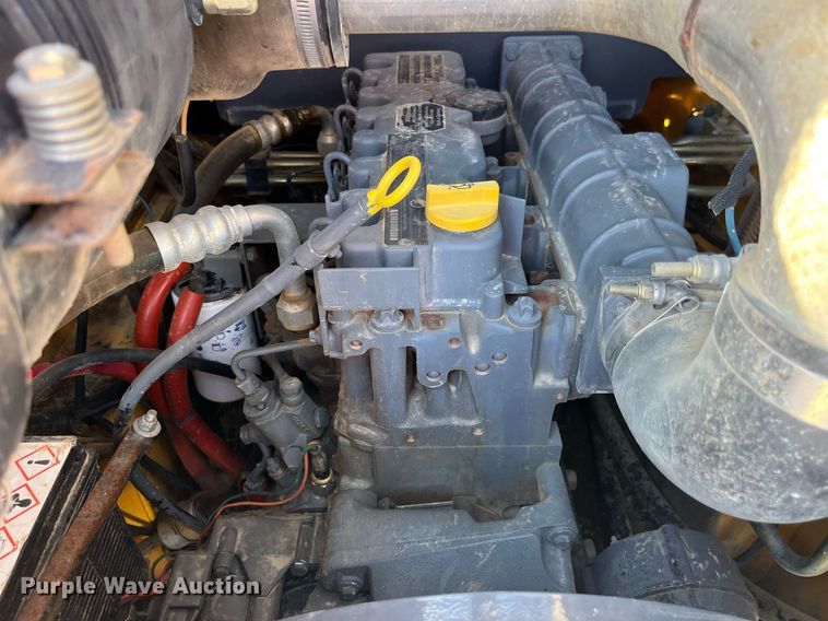 image for item EH2839 Gehl 4840 skid steer loader