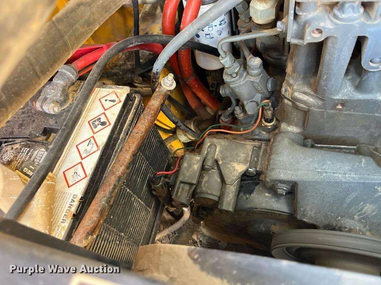 image for item EH2839 Gehl 4840 skid steer loader