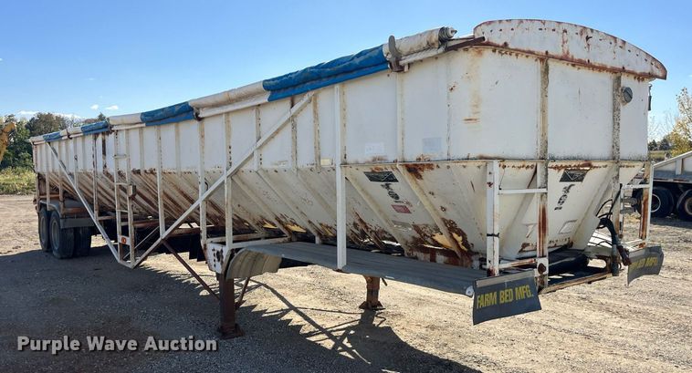 image for item EH2876 1995 Farm Bed Mfg Eagle Bridge live bottom trailer