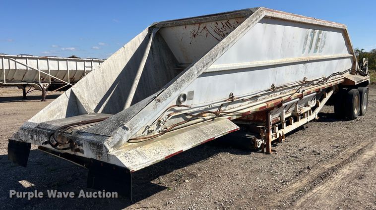 image for item EH2877 1975 Load King bottom dump trailer
