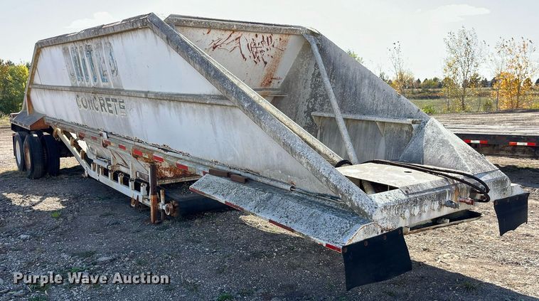 image for item EH2877 1975 Load King bottom dump trailer