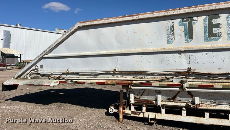 image for item EH2877 1975 Load King bottom dump trailer