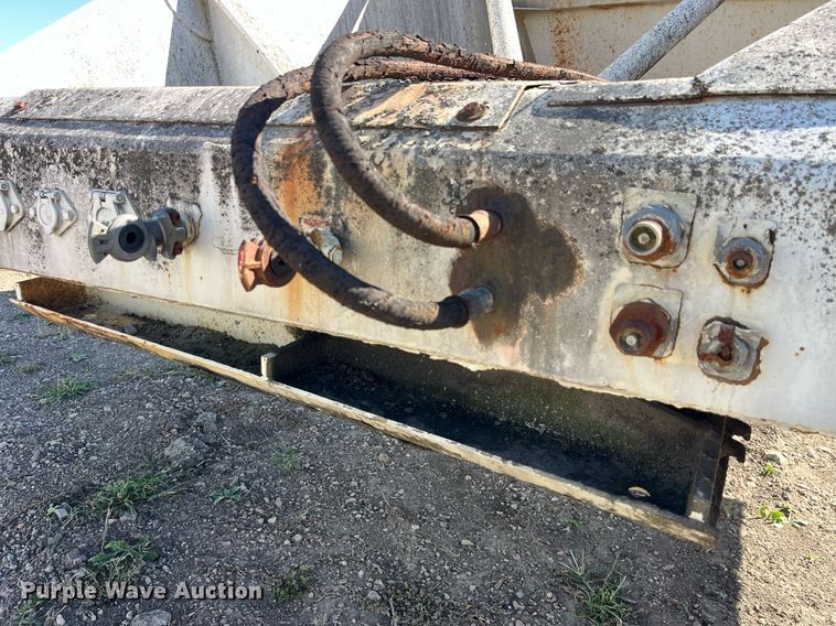 image for item EH2877 1975 Load King bottom dump trailer