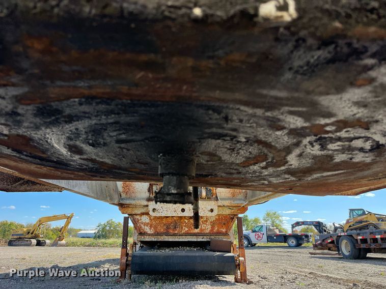 image for item EH2877 1975 Load King bottom dump trailer