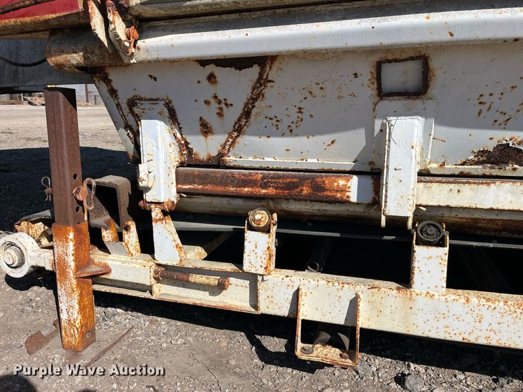 image for item EH2877 1975 Load King bottom dump trailer