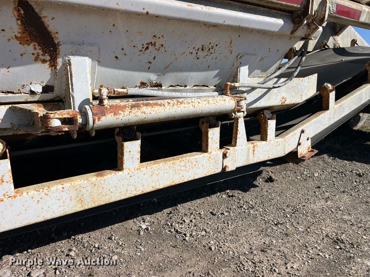 image for item EH2877 1975 Load King bottom dump trailer