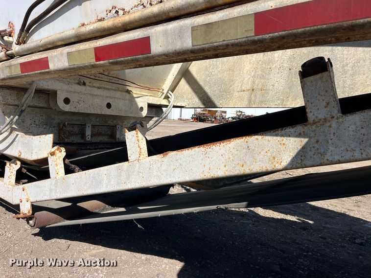 image for item EH2877 1975 Load King bottom dump trailer